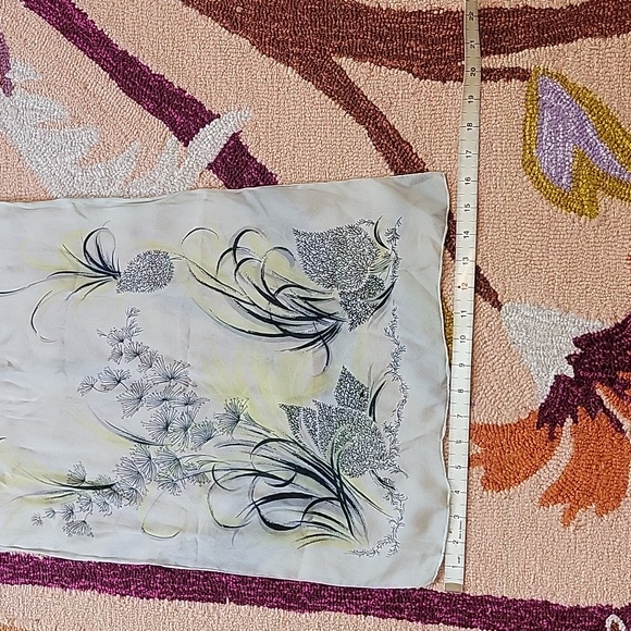 Botanical True Vintage Scarf - Picture 6 of 12